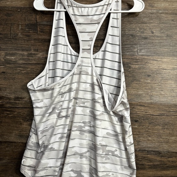 ZYIA White and Gray Camo Tank Top - Picture 5 of 6